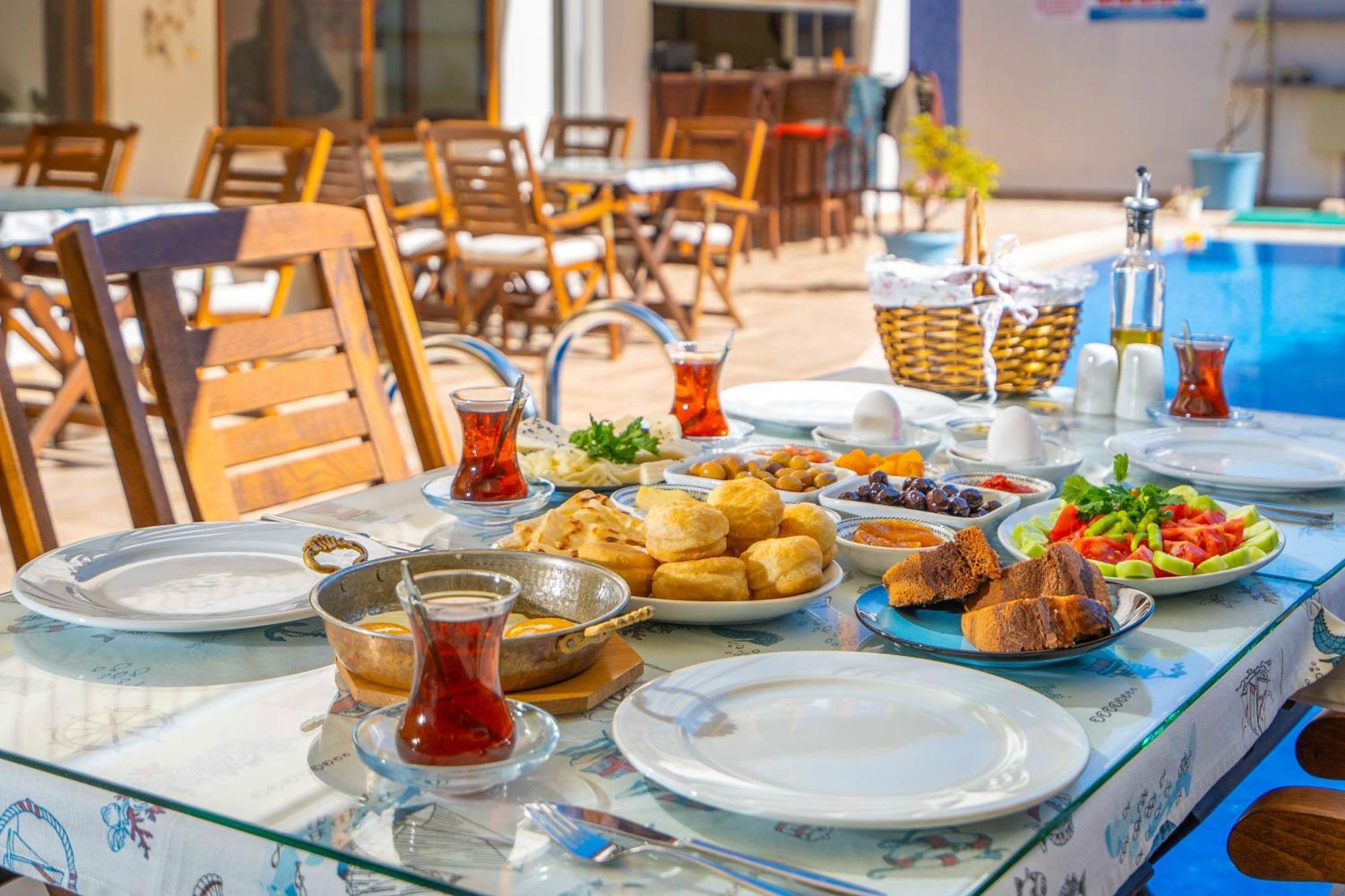 Cunda Giritlioglu Otel Adult Only Ayvalik Exterior photo