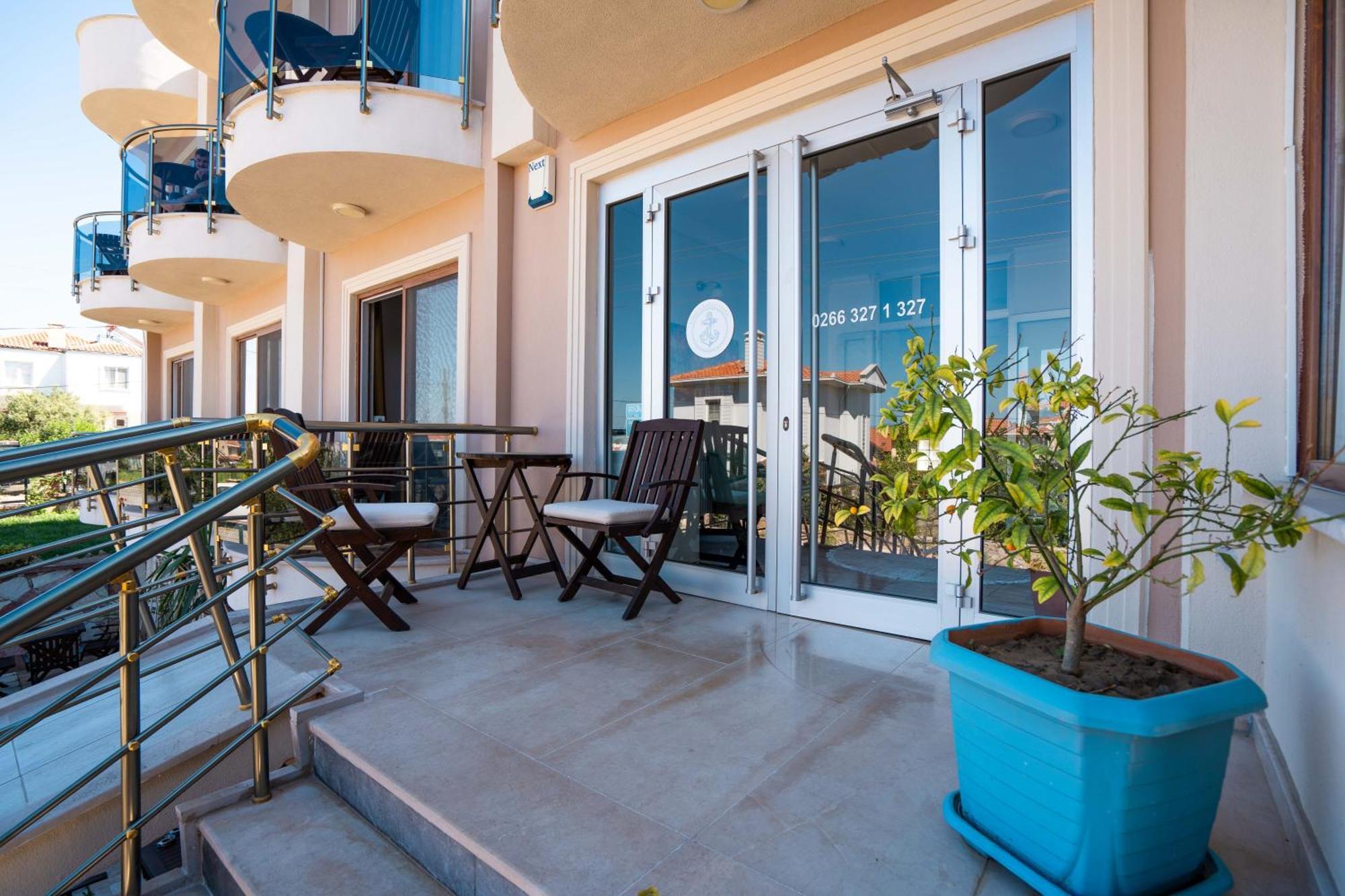 Cunda Giritlioglu Otel Adult Only Ayvalik Exterior photo